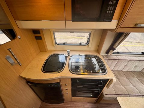 Elddis Autoquest 15