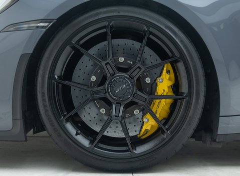 Porsche 911 GT3 (992) 27