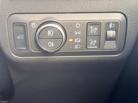 Ford Kuga 2.5h Duratec ST-Line X Edition CVT Euro 6 (s/s) 5dr 15