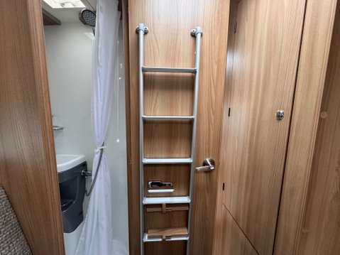 Bailey Approach Advance 665 31