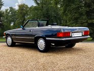 Mercedes-Benz SL Series 300 SL 7