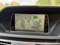 Mercedes-Benz E Class 2.1 E220 SE CDi Auto 5dr 54