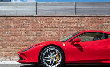 Ferrari F8 Tributo 22