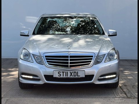 Mercedes-Benz E Class 2.1 E220 BlueEfficiency AvantGarde CDi Auto 4dr 3