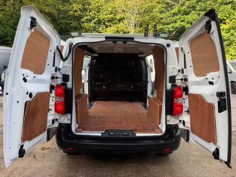 Peugeot Expert 2.0 BlueHDi 1400 Professional Standard Panel Van 6dr Diesel Manual MWB Euro 16