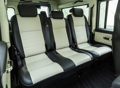 Land Rover Defender 110 Works V8 70th Edition 12