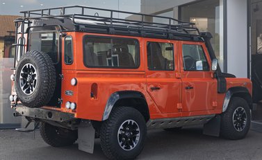 Land Rover Defender 110 ADVENTURE 4