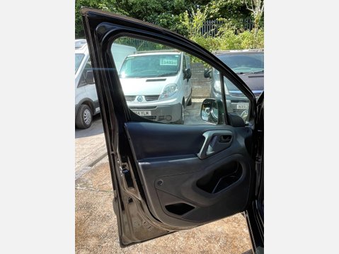 Citroen Berlingo 1.6 HDi 625 Enterprise L1 5dr 30