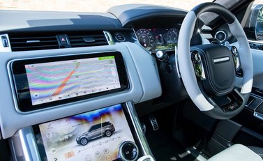 Land Rover Range Rover Sport 5.0 SVR 17