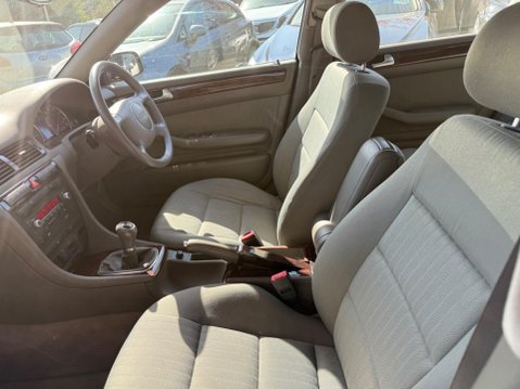 Audi A6 2.4 SE quattro 4dr 27