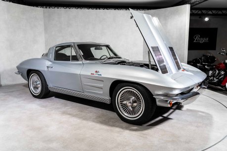 Chevrolet Corvette Stingray SPLIT WINDOW MANUAL FUELIE. FULL RESTO. MATCHING NUMBERS. IMMACULATE. 69