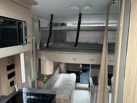 Peugeot Boxer ELDDIS AUTOQUEST SUPREME 196 DEALER SPECIAL 6 BERTH LOW PROFILE MOTORHOME 19