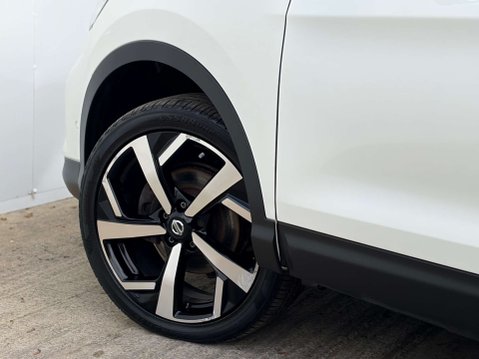Nissan Qashqai 1.3 Qashqai Tekna DiG-T 5dr 56