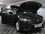 Jaguar F-Pace PORTFOLIO AWD 15