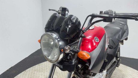 Yamaha YBR 125 2011 28K RUNNING PROJECT BIKE SPARES OR REPAIR 125CC 26