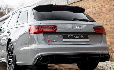 Audi RS6 Avant Performance 27