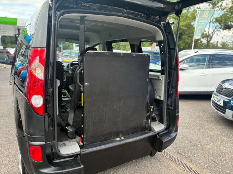 Renault Kangoo 1.6 16V Extreme MPV 5dr Petrol Auto Euro 4 (105 ps) 8