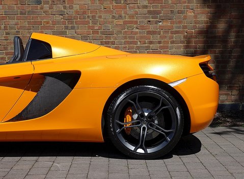 McLaren MP4-12C Spider 8