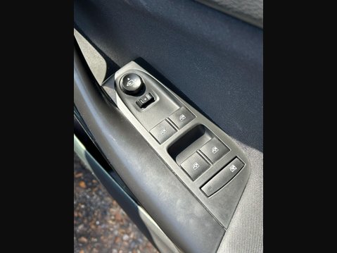 Vauxhall Astra 1.6 CDTi BiTurbo SRi Nav Euro 6 (s/s) 5dr 23