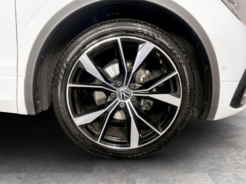Volkswagen Tiguan 1.5 TSI R-Line SUV 5dr Petrol DSG Euro 6 (s/s) (150 ps) Air Con - Alloys - 10