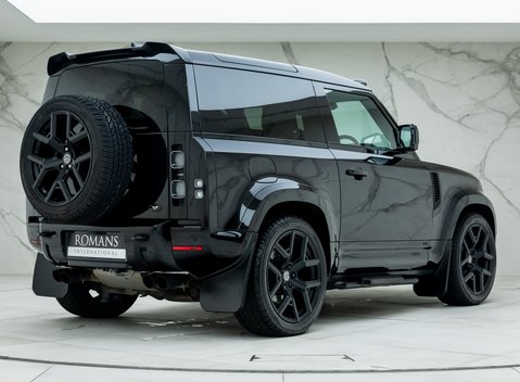 Land Rover Defender 90 V8 P525 Urban 3