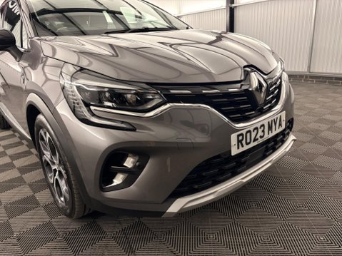 Renault Captur 1.6 E-TECH techno Auto Euro 6 (s/s) 5dr 44
