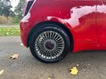 Fiat 500e RED 37