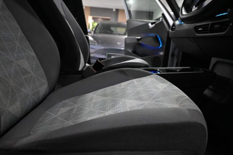 Volkswagen ID.3 Pro Performance 58kWh Life Auto 5dr 172