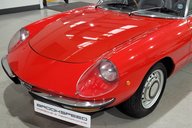 Alfa Romeo Spider 1750 VELOCE 10