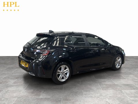 Toyota Corolla 2.0 VVT-h Icon Hatchback 5dr Petrol Hybrid CVT Euro 6 (s/s) (196 ps) 7