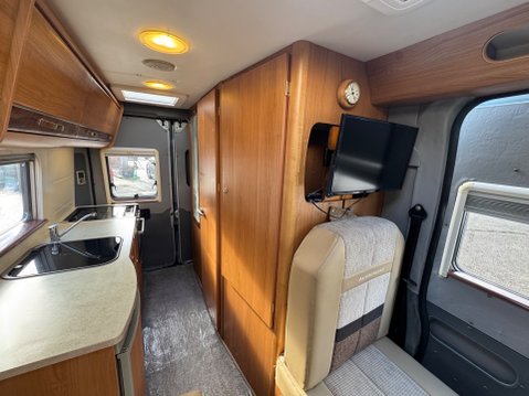 Autocruise Tempo BIG SPEC 2 BERTH HIGH TOP A MUST SEE 14