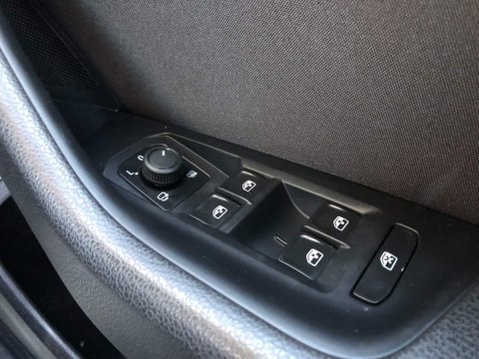 Volkswagen Passat SE BUSINESS TDI BLUEMOTION TECH DSG 35