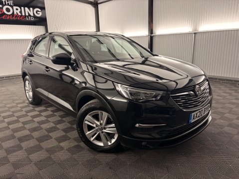 Vauxhall Grandland X 1.2 Turbo SE Euro 6 (s/s) 5dr 2