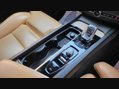 Volvo XC60 B4 INSCRIPTION AWD 15