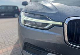 Volvo XC60 D4 MOMENTUM AWD AUTO 12