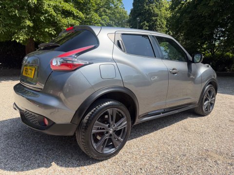Nissan Juke 1.2 DIG-T Envy Euro 6 (s/s) 5dr 9