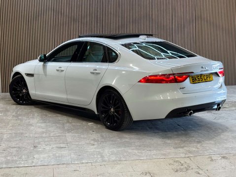 Jaguar XF 3.0 XF V6 S D Auto 4dr 28