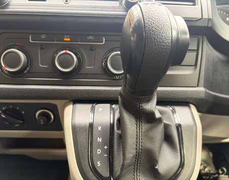 Volkswagen Transporter DSG Auto 2.0TDi 150bhp 20