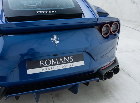 Ferrari 812 Superfast 27