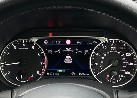 Nissan Juke DIG-T TEKNA PLUS 25