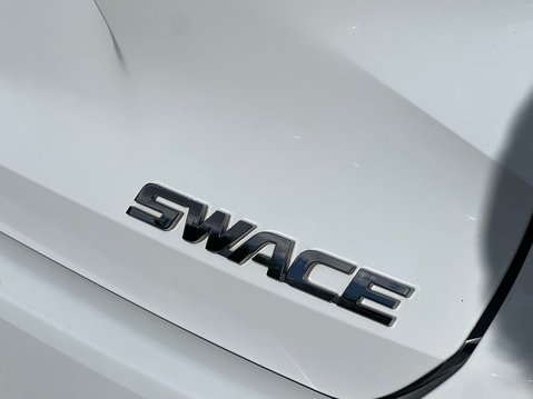 Suzuki Swace MOTION 20