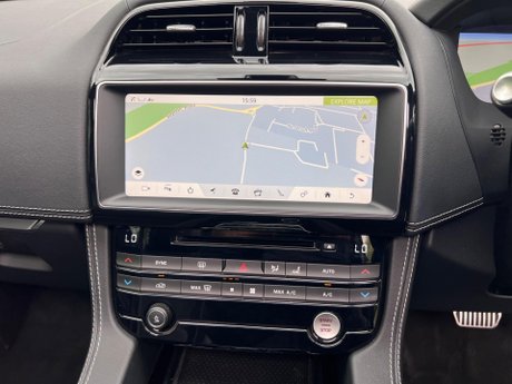 Jaguar F-Pace 2.0 D180 R-Sport Auto AWD Euro 6 (s/s) 5dr 85
