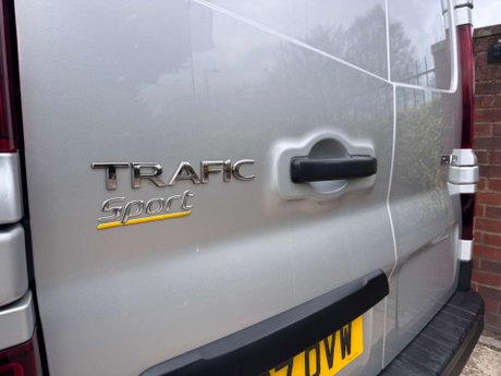 Renault Trafic 1.6 Trafic SL27 Sport Nav Energy dCi 21