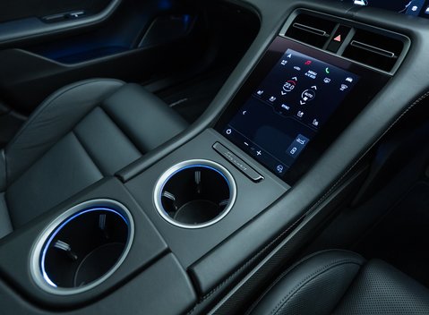 Porsche Taycan Turbo S Sport Turismo 25