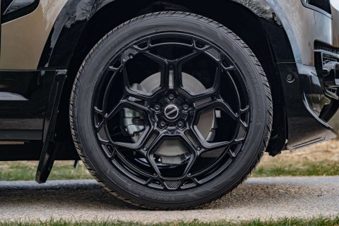 Land Rover Defender D250 X-Dynamic SE HardTop Obsidian WildTrak 5