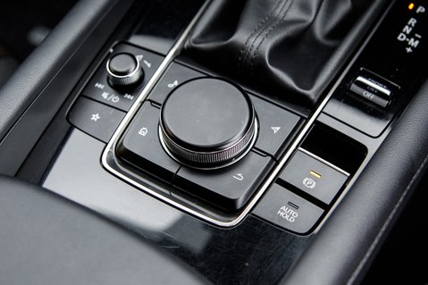 Mazda 3 SPORT LUX MHEV 27