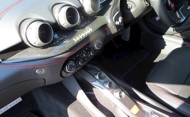 Ferrari F12 Berlinetta 19