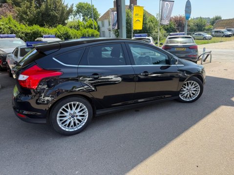 Ford Focus 1.6 Zetec Euro 5 5dr 8