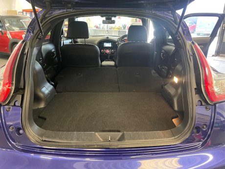 Nissan Juke 1.6 Tekna XTRON Euro 5 5dr 32