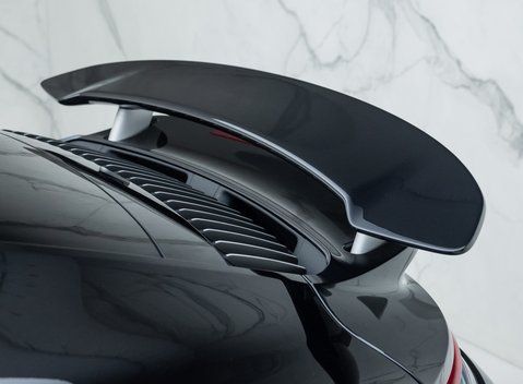 Porsche 911 Turbo S (992) 32